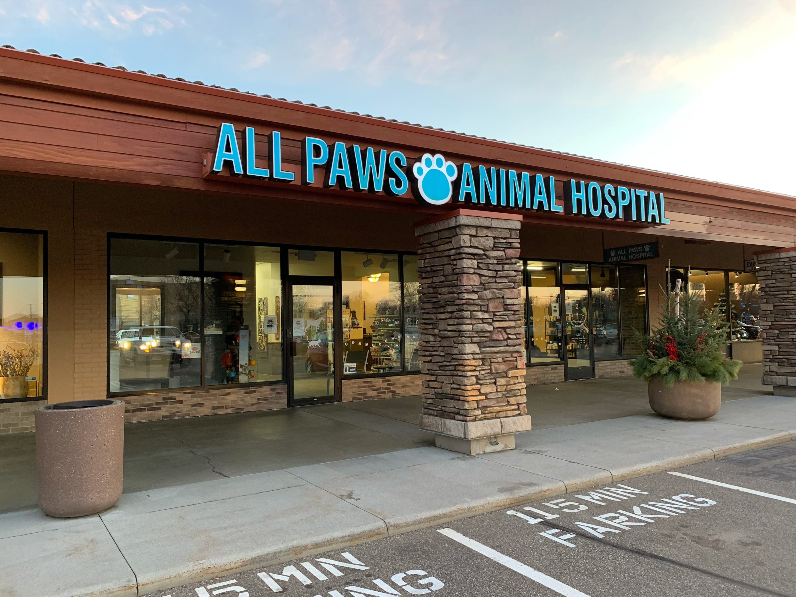 MN005 AllPaws Building